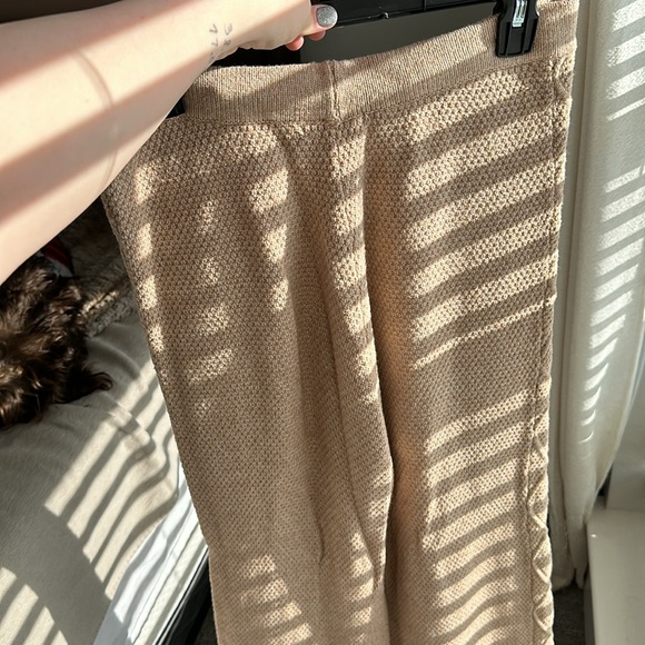 These Three Boutique Knit Pants - Picture 3 of 4